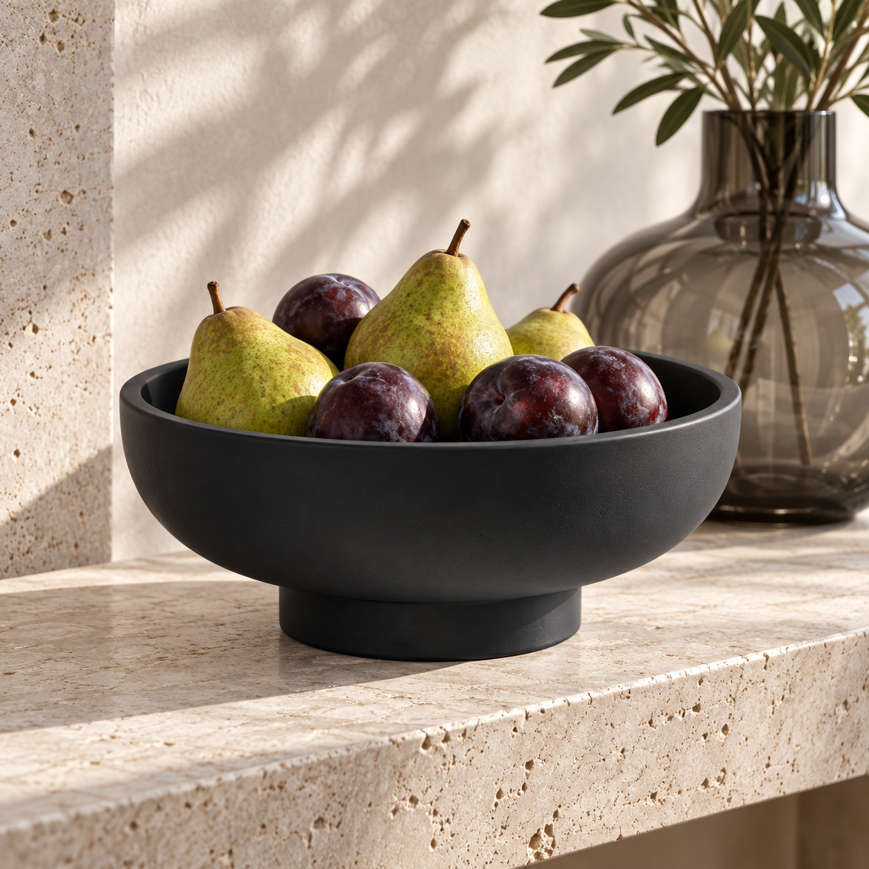 Midnight Black Classic concrete fruit bowl